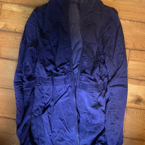 Lululemon reversible jacket. - Picture 3 of 3
